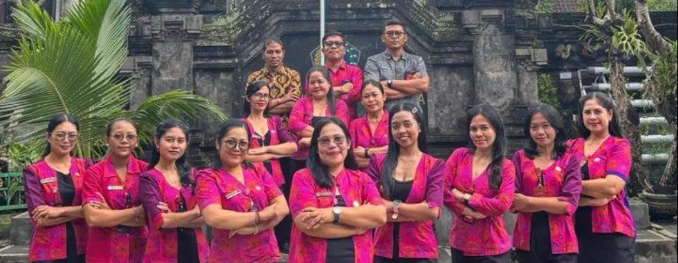 Kepala SDN 1 Mengwitani